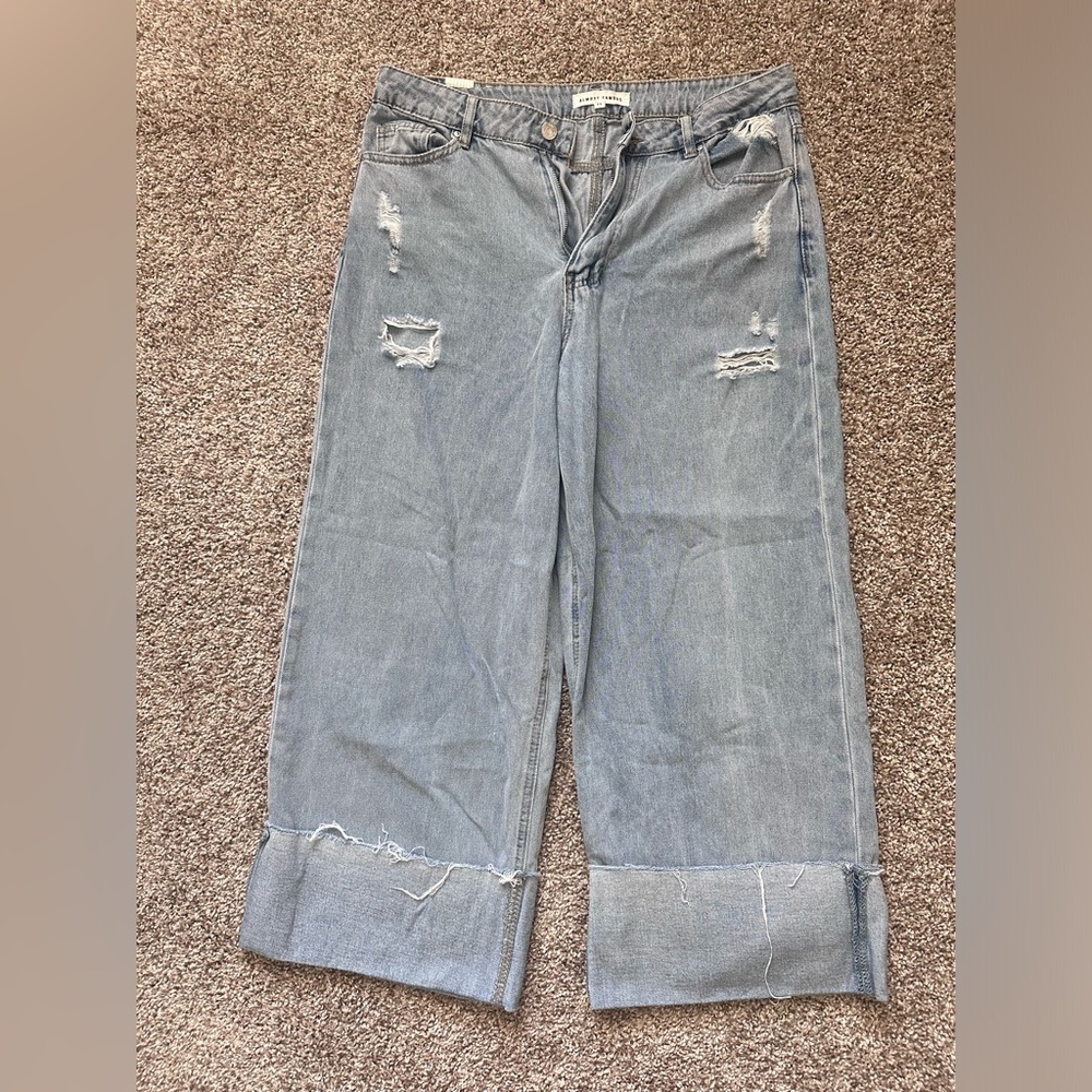 Almost Famous Cropped Denim Trousers